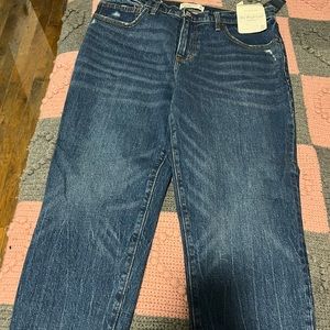 Abercrombie and Fitch Jean size 14 midrise boyfriend